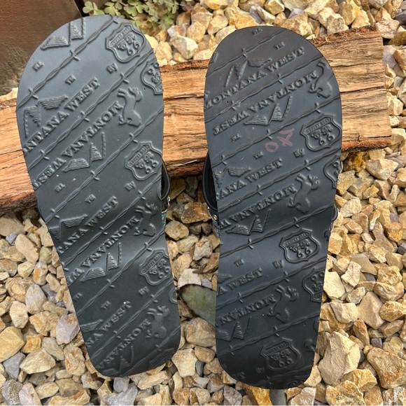 Montana West Women’s Turquoise Stone Concho Sandals Flip Flops Size: 9 - Picture 7 of 11